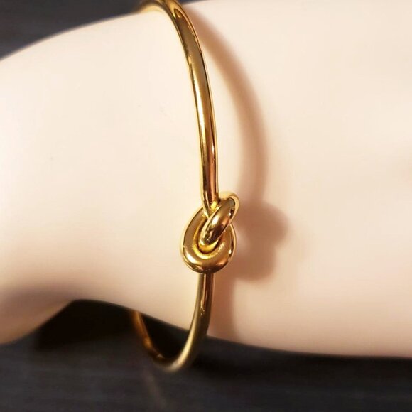 NWT Gold knotted cuff bracelet Stainless Steel / Bracelet Manchette - Picture 4 of 5